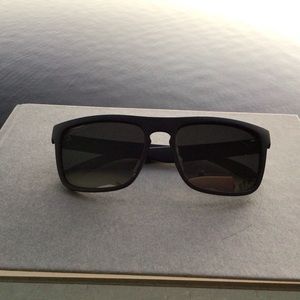 Vintage Dubery Sunglasses Black and Green Lightweight